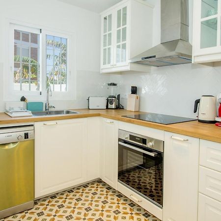 A Cozy And Elegant Townhouse Across The Beach Torre de Benagalbon Extérieur photo