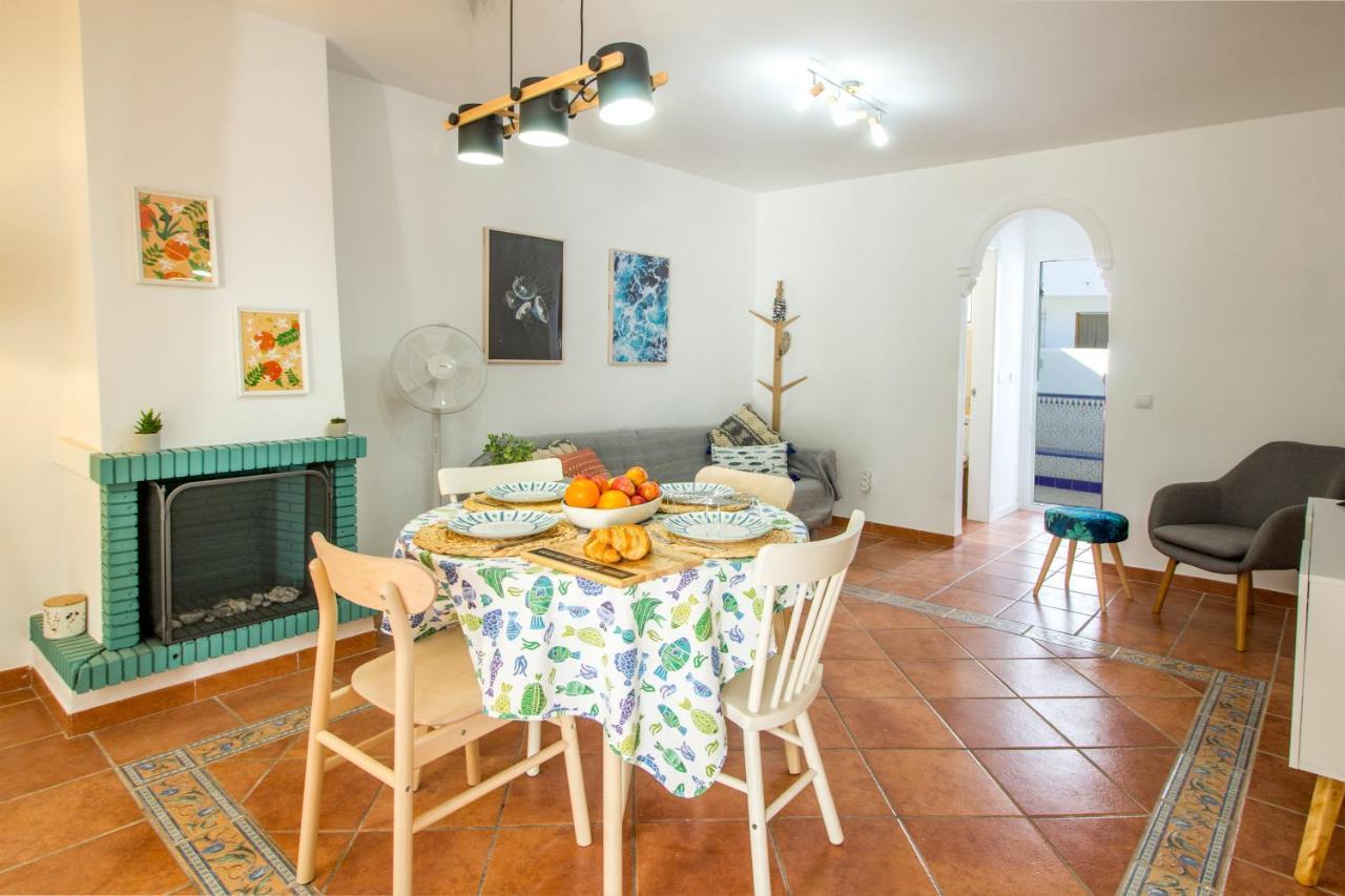 A Cozy And Elegant Townhouse Across The Beach Torre de Benagalbon Extérieur photo