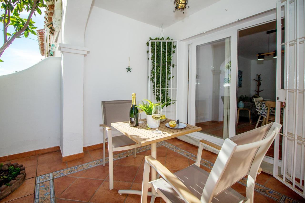 A Cozy And Elegant Townhouse Across The Beach Torre de Benagalbon Extérieur photo